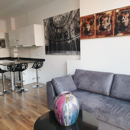 Michelangelo 30 Apartamento Moderno Vicino Bosco Verticale Milan Bagian luar foto